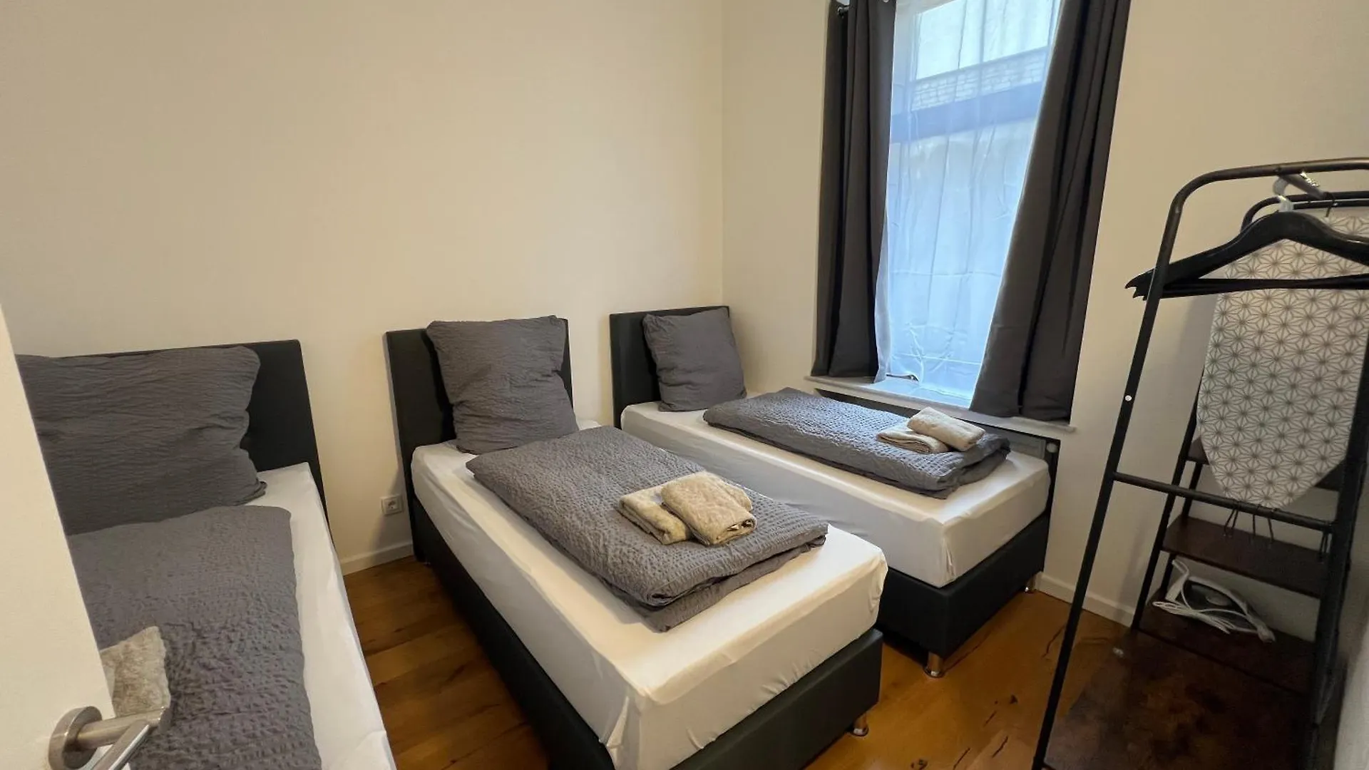 Apartment Vibehome Duesseldorf - Little Tokyo Germany